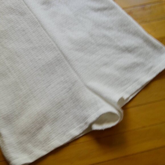 TUCKERNUCK POMADER PLACE White Textured Myla Romper Size L - Picture 11 of 11